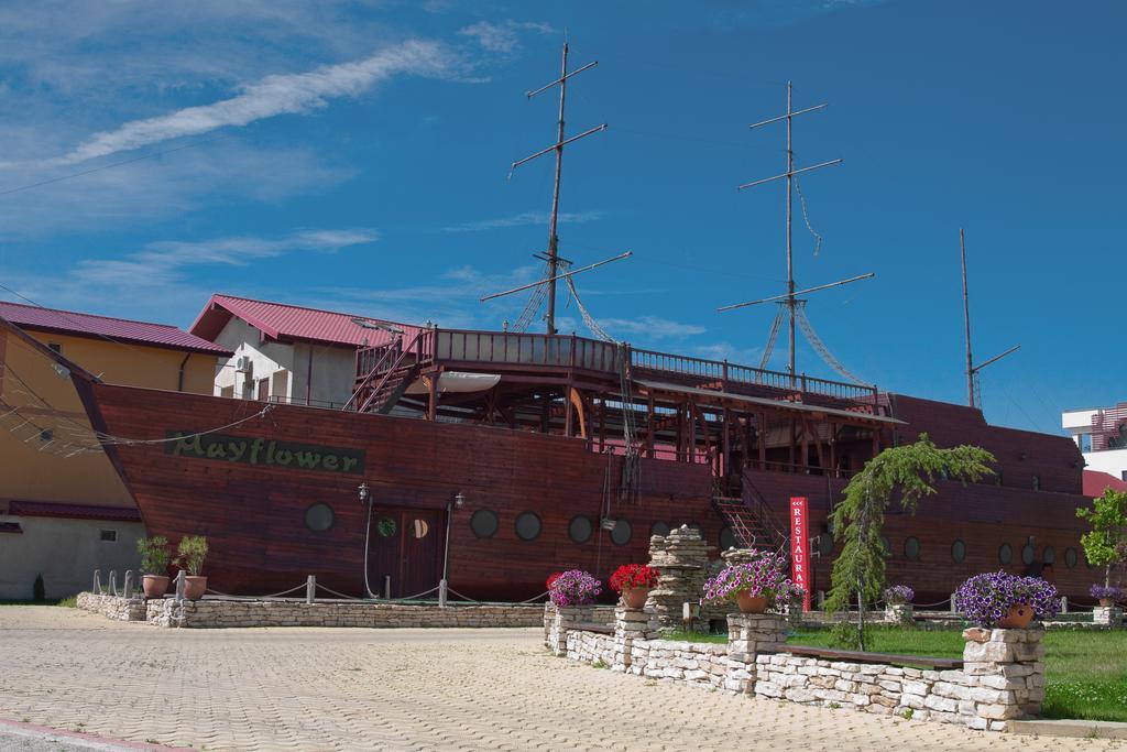 Club De Vacanta Corabia Piratilor-Mamaia Nord Năvodari Zewnętrze zdjęcie