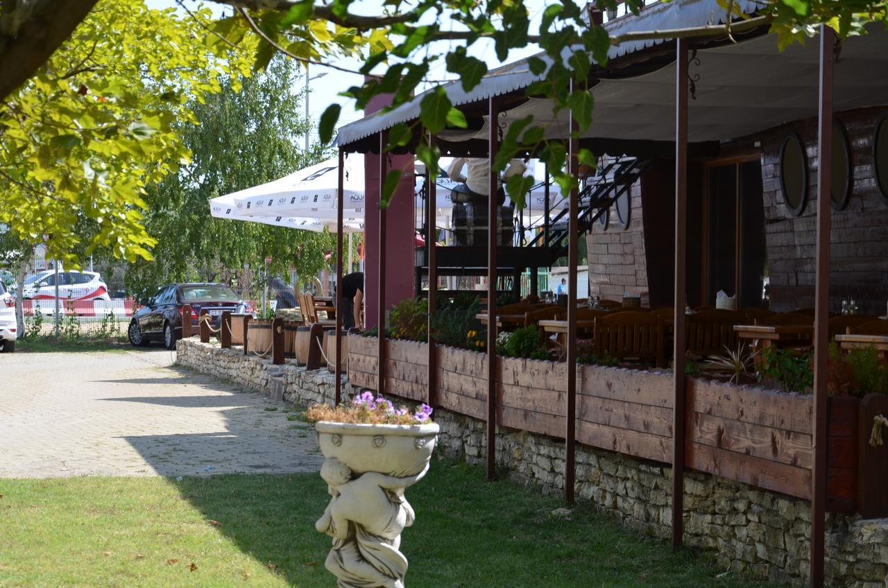 Club De Vacanta Corabia Piratilor-Mamaia Nord Năvodari Zewnętrze zdjęcie