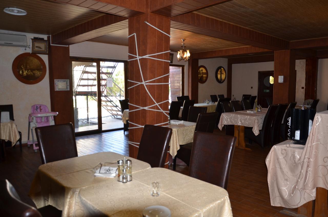 Club De Vacanta Corabia Piratilor-Mamaia Nord Năvodari Zewnętrze zdjęcie